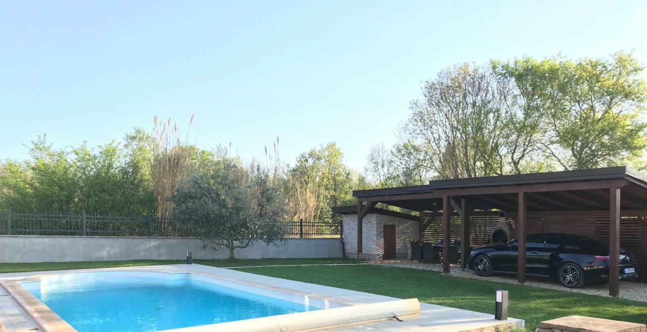 Villa Daisy Tar-Vabriga Zewnętrze zdjęcie