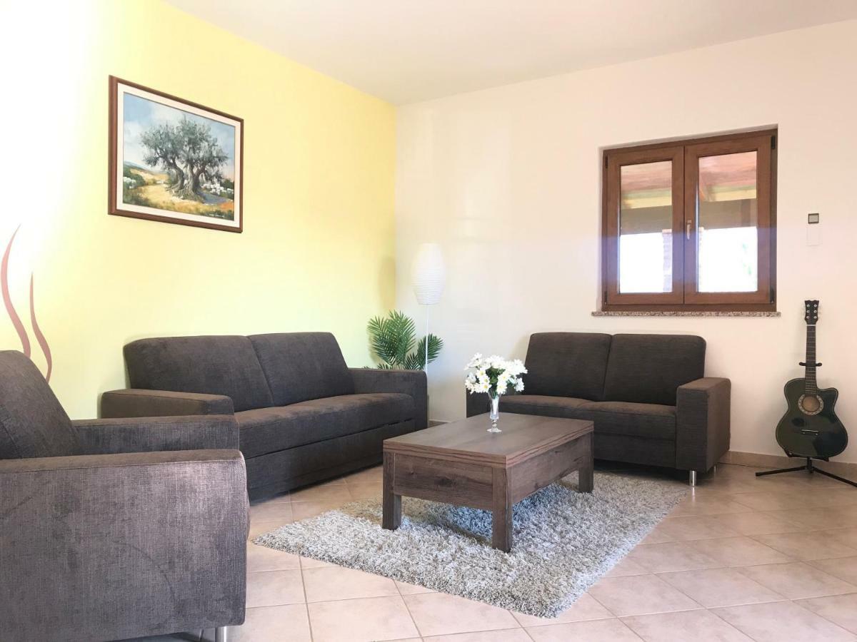 Villa Daisy Tar-Vabriga Zewnętrze zdjęcie